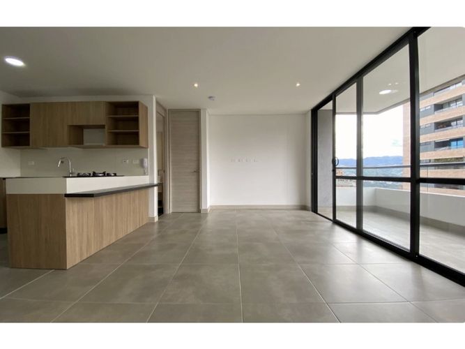 Apartaestudio en venta en Los Naranjos, Medellín, 68 m² · foto 6 de 24