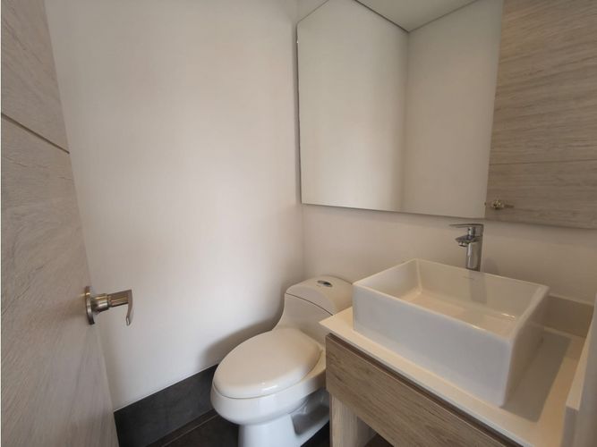 Apartaestudio en venta en Los Naranjos, Medellín, 68 m² · foto 14 de 24