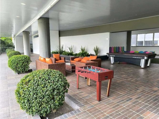 Apartamento de 2 alcobas en venta en Loma Del Indio, Medellín, 75 m² · foto 17 de 19