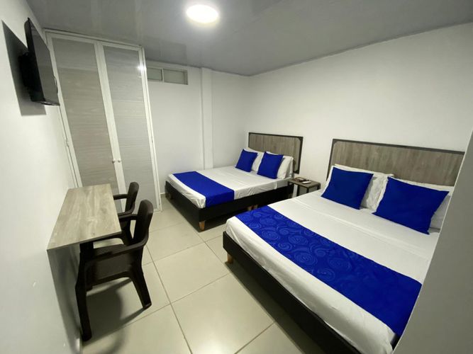 Apartamento de 20 alcobas en venta en Junin, Cali, 1200 m² · foto 8 de 16