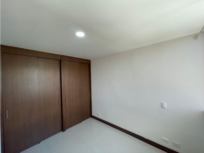 Apartamento de 3 alcobas en arriendo en Zuñiga, Medellín, 113 m² · foto 10 de 16