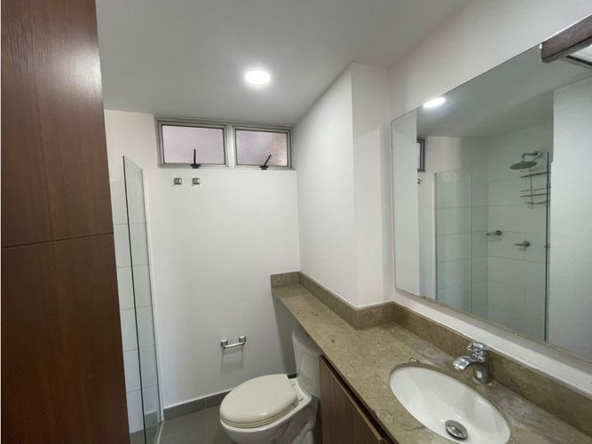 Apartamento de 3 alcobas en arriendo en Zuñiga, Medellín, 113 m² · foto 12 de 16