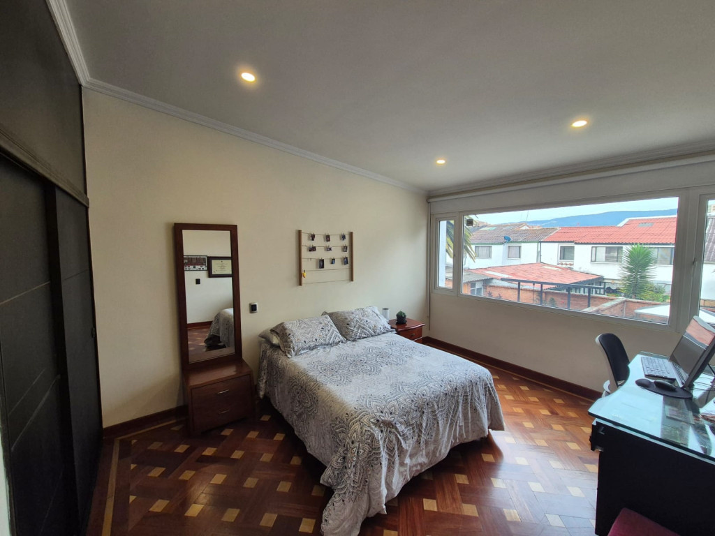 Casa en venta en Las Villas, Bogotá · foto 14 de 18