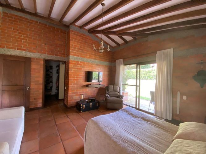 Casa de 8 alcobas en venta en Pereira, Pereira, 465 m² · foto 17 de 20