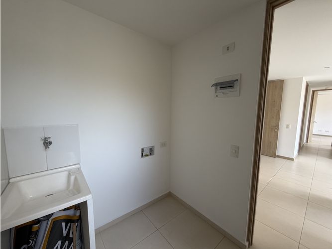 Apartamento de 2 alcobas en venta en El Porvenir, Rionegro, 66 m² · foto 8 de 24