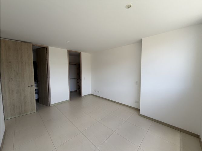 Apartamento de 2 alcobas en venta en El Porvenir, Rionegro, 66 m² · foto 20 de 24