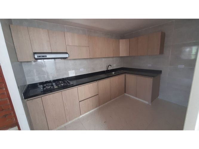Casa de 3 alcobas en venta en Paisandu, Piedecuesta, 140 m² · foto 6 de 21