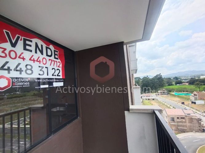 Apartamento de 2 alcobas en venta en Rionegro, 65 m² · foto 5 de 24