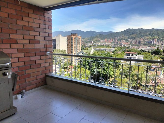 Apartamento de 2 alcobas en venta en El Poblado, Medellín, 94 m² · foto 16 de 16