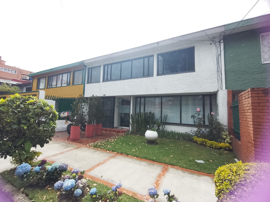 House for rent in Polo club, Bogotá