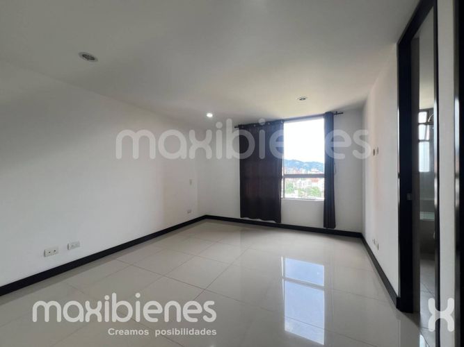 Apartamento de 3 alcobas en arriendo en Lalinde, Medellín, 130 m² · foto 15 de 21