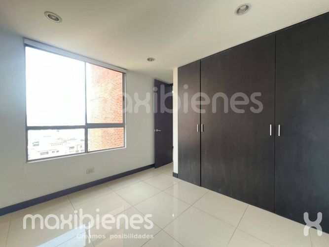 Apartamento de 3 alcobas en arriendo en Lalinde, Medellín, 130 m² · foto 16 de 21