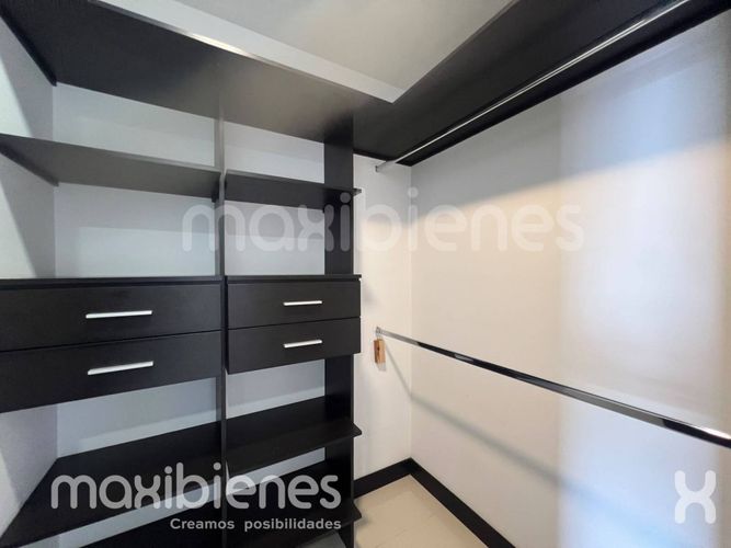 Apartamento de 3 alcobas en arriendo en Lalinde, Medellín, 130 m² · foto 17 de 21
