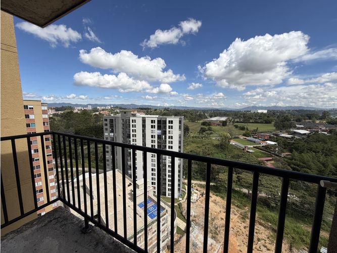 Apartamento de 3 alcobas en venta en El Porvenir, Rionegro, 54 m² · foto 5 de 17