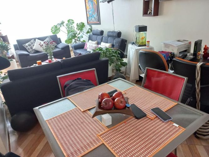 Casa de 6 alcobas en venta en La Soledad, Bogotá, 199 m² · foto 2 de 15