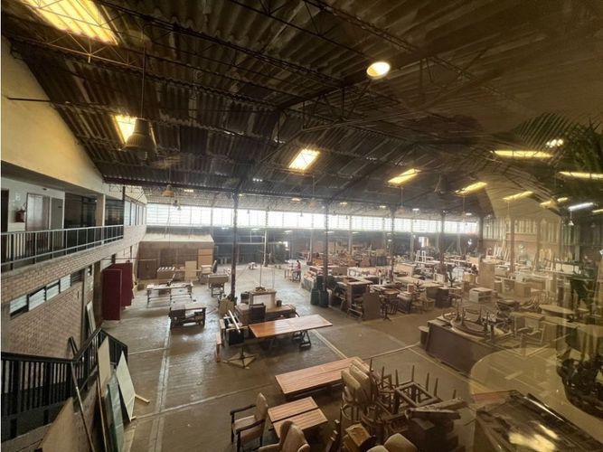 Bodega en venta en Cali, 3970 m² · foto 13 de 24