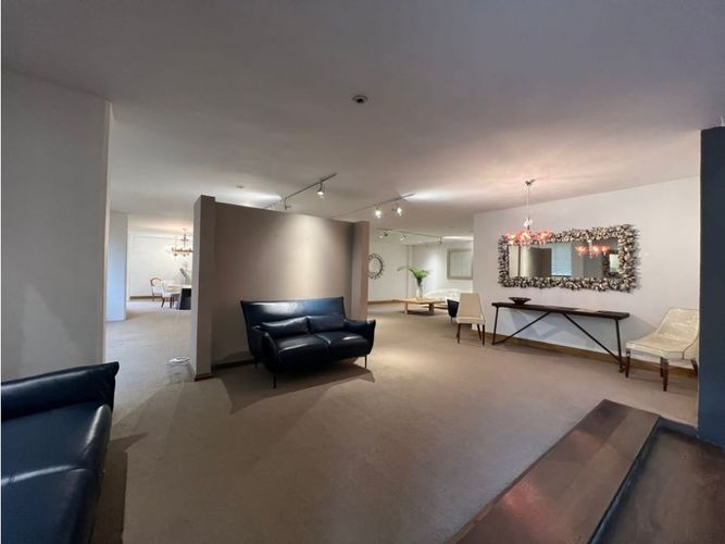 Bodega en arriendo en Cali, 3970 m² · foto 18 de 24