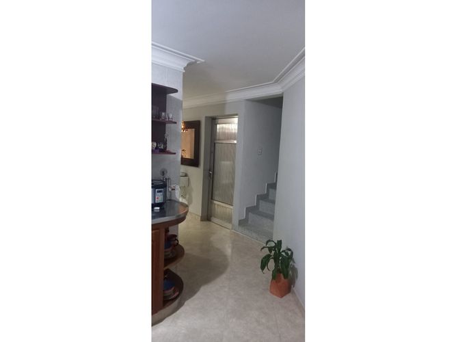 Casa de 5 alcobas en venta en La Almeria, Medellín, 185 m² · foto 17 de 24