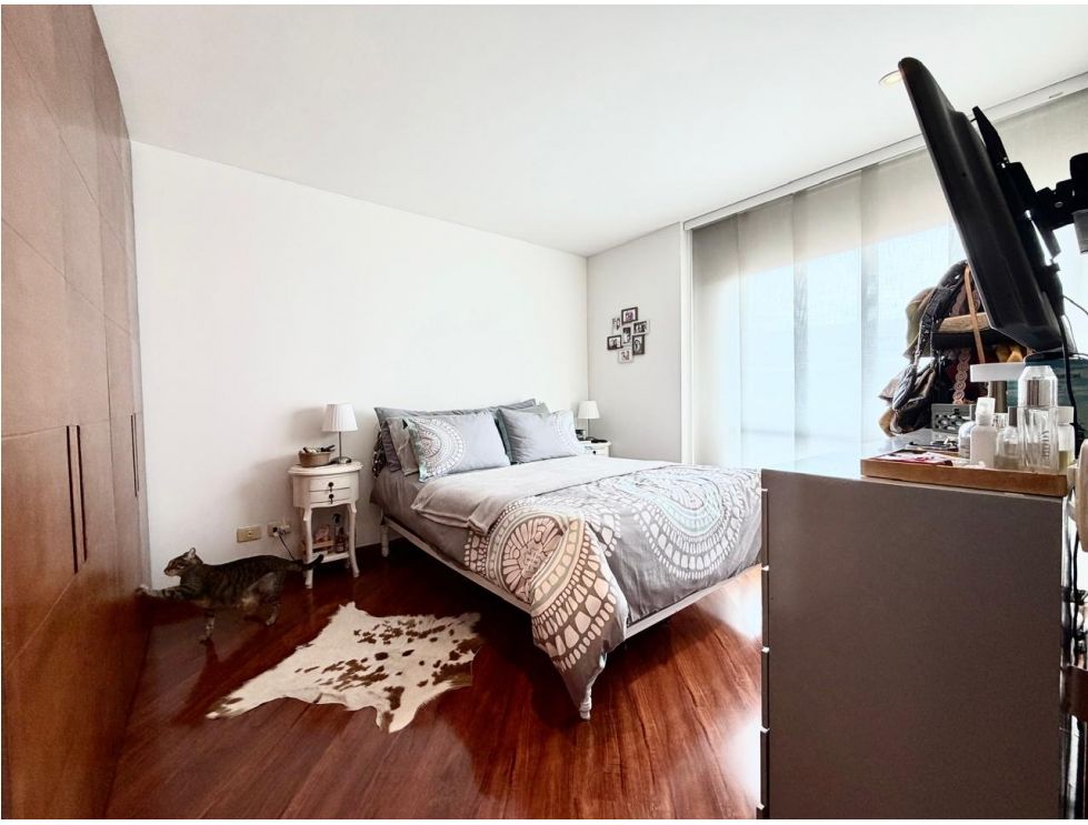 Apartamento en venta en Chicó Navarra, Bogotá · foto 6 de 8