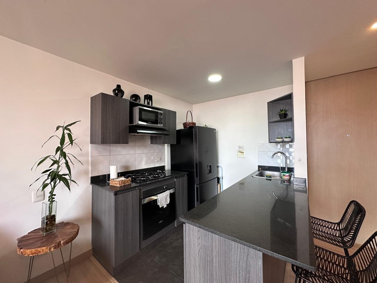 Apartamento en arriendo en El Poblado, Medellín · foto 6 de 18