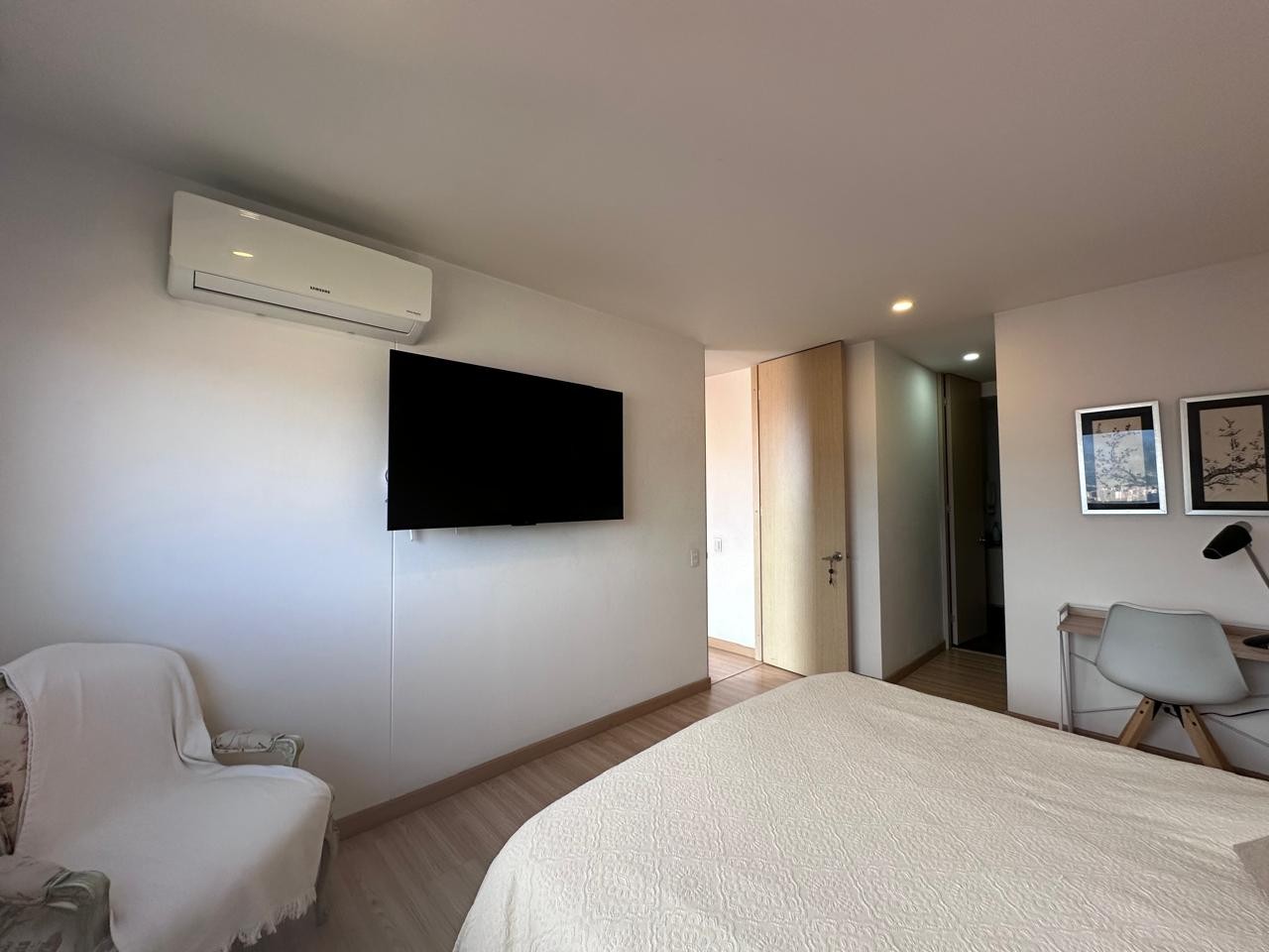 Apartamento en arriendo en El Poblado, Medellín · foto 14 de 18