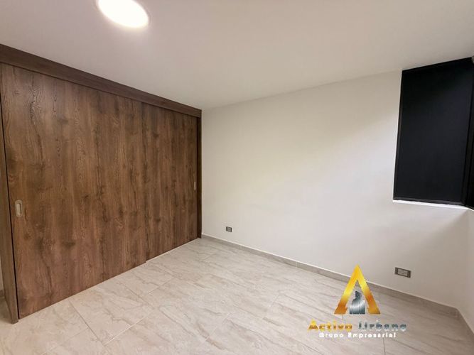Apartamento de 3 alcobas en arriendo en La Florida, Medellín, 130 m² · foto 8 de 13