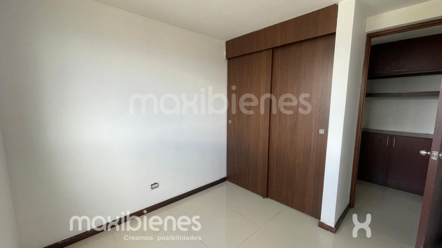 Apartamento de 3 alcobas en venta en Belén Rincón, Medellín, 67 m² · foto 9 de 13