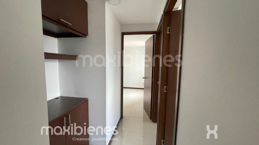 Apartamento de 3 alcobas en venta en Belén Rincón, Medellín, 67 m² · foto 12 de 13
