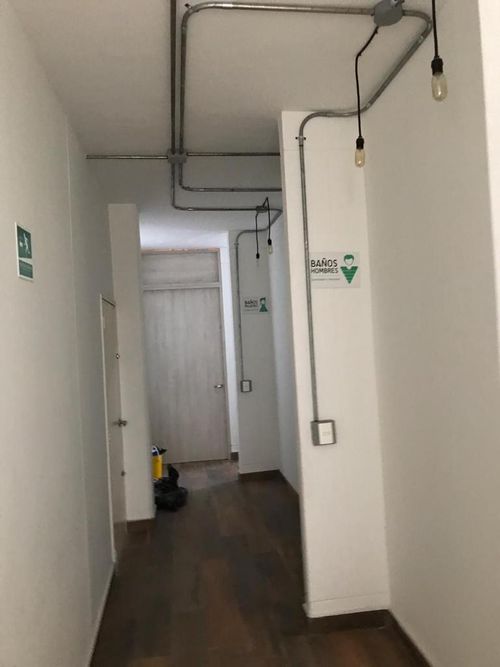 Casa de 20 alcobas en venta en Prado, Medellín · foto 5 de 24