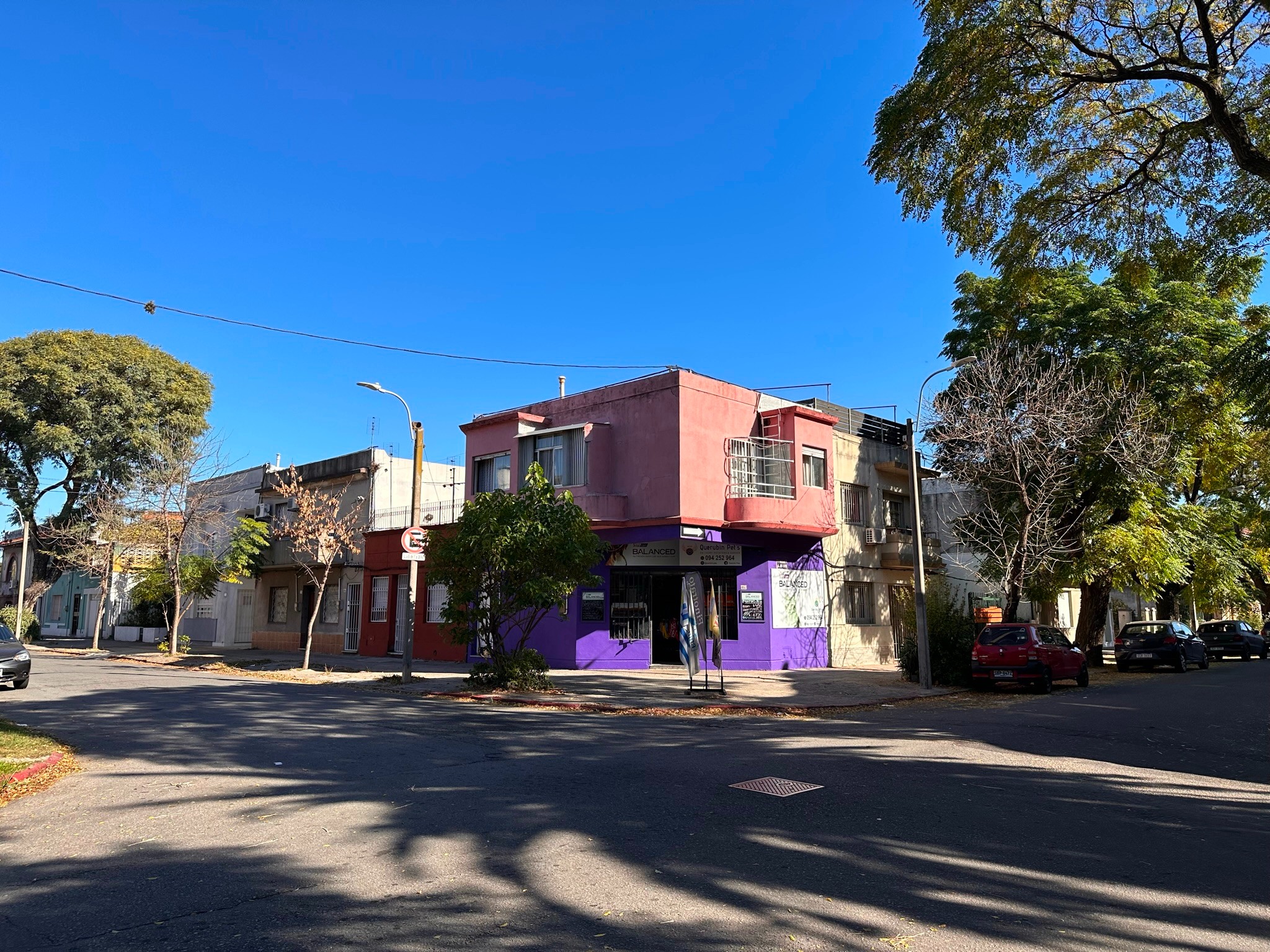 Se Vende Casa + Local Comercial!