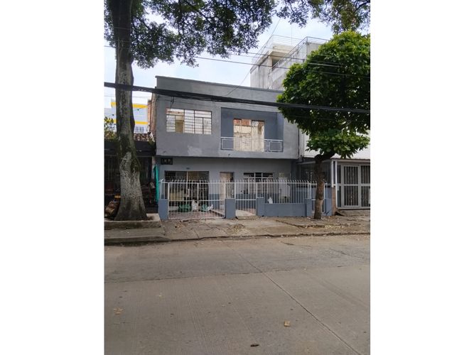 Lote en venta en Valle Del Lili, Cali, 240 m² · foto 2 de 6