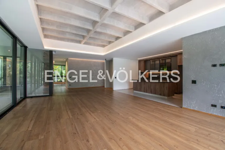 Apartamento de 2 alcobas en venta en El Diamante No. 2, Medellín, 240 m² · foto 4 de 15