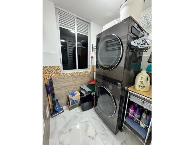 Apartamento de 3 alcobas en venta en Guayaquil, Armenia, 95 m² · foto 7 de 10