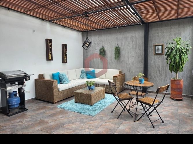 Casa de 4 alcobas en venta en Barro Blanco, Rionegro, 230 m² · foto 4 de 21