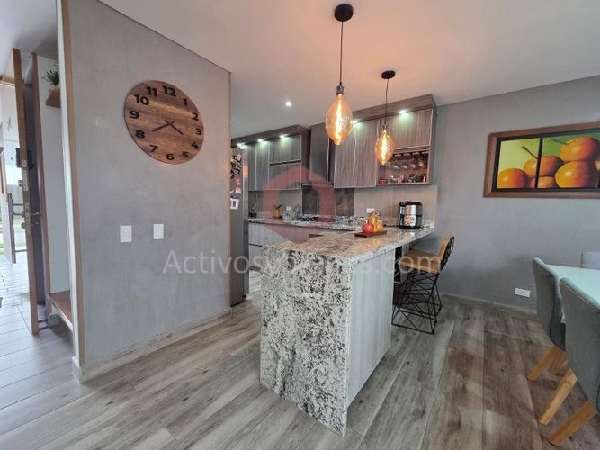 Casa de 4 alcobas en venta en Barro Blanco, Rionegro, 230 m² · foto 6 de 21