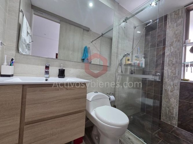 Casa de 4 alcobas en venta en Barro Blanco, Rionegro, 230 m² · foto 13 de 21