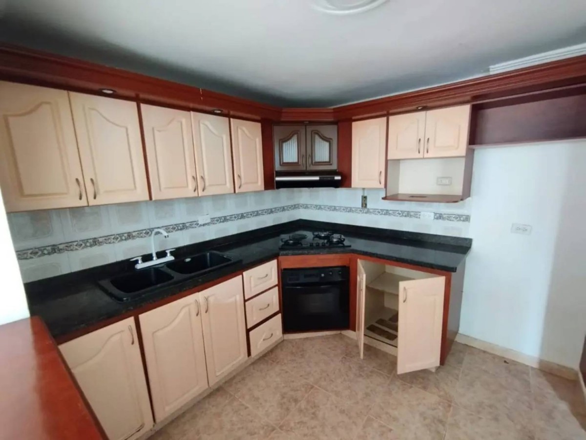 Casa en venta en Milan, Dosquebradas · foto 9 de 24