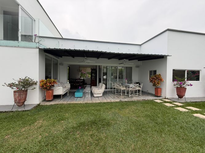 Casa de 4 alcobas en venta en La Viga, Cali, 230 m² · foto 3 de 20