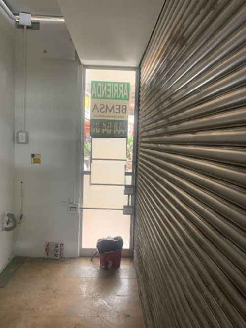 Local en arriendo en La Candelaria, Medellín, 6 m² · foto 4 de 8