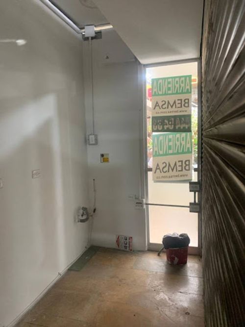 Local en arriendo en La Candelaria, Medellín, 6 m² · foto 7 de 8
