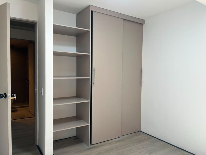 Apartamento de 3 alcobas en arriendo en El Poblado, Medellín, 83 m² · foto 11 de 13