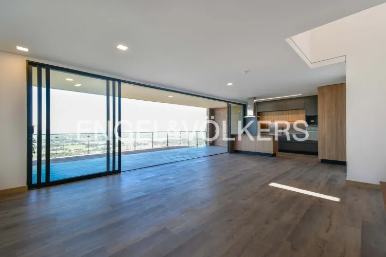Casa de 3 alcobas en venta en La Quiebra, Rionegro, 268 m² · foto 2 de 15