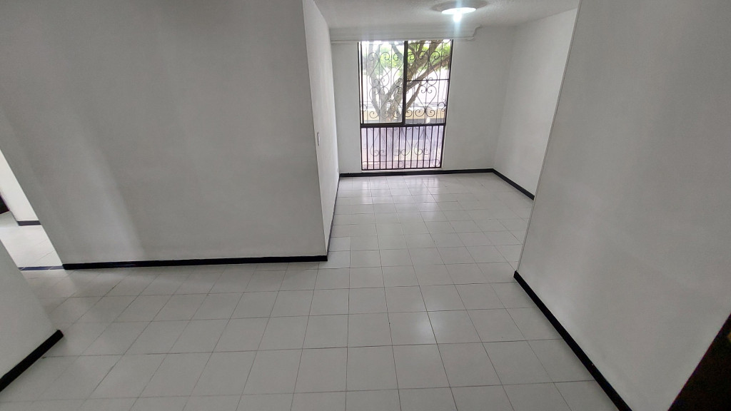 Apartamento en venta en Prados Del Norte, Cali · foto 11 de 24