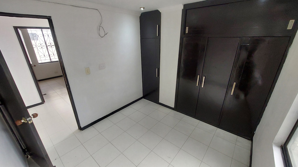 Apartamento en venta en Prados Del Norte, Cali · foto 12 de 24