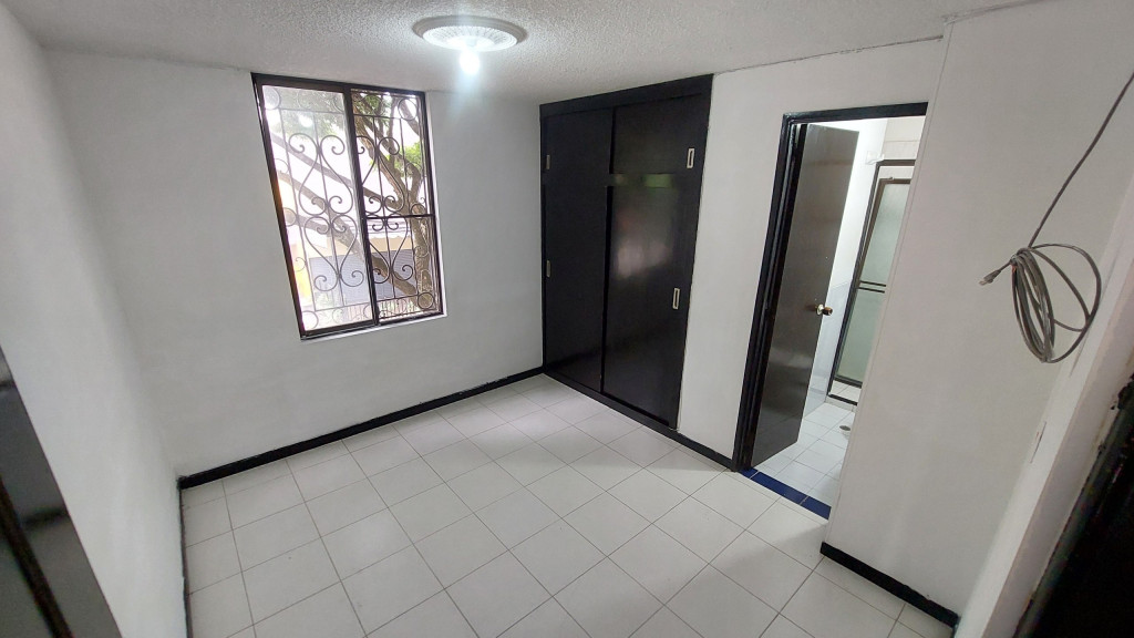 Apartamento en venta en Prados Del Norte, Cali · foto 16 de 24