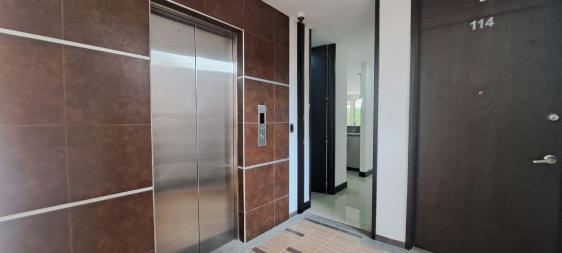 Apartamento de 3 alcobas en venta en Ciudad Jardin, Cali, 93 m² · foto 4 de 23