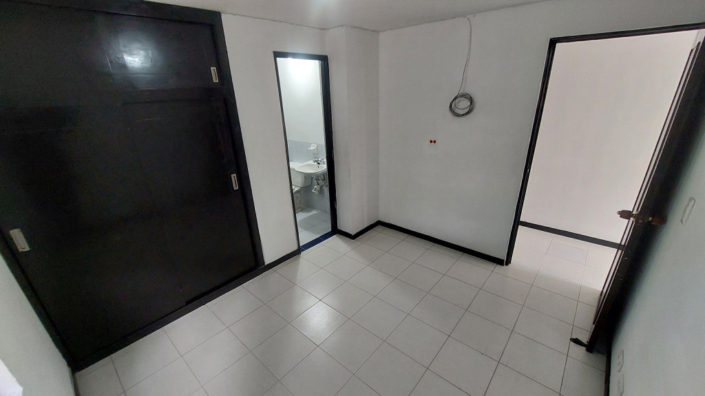 Apartamento en venta en Prados Del Norte, Cali · foto 19 de 24