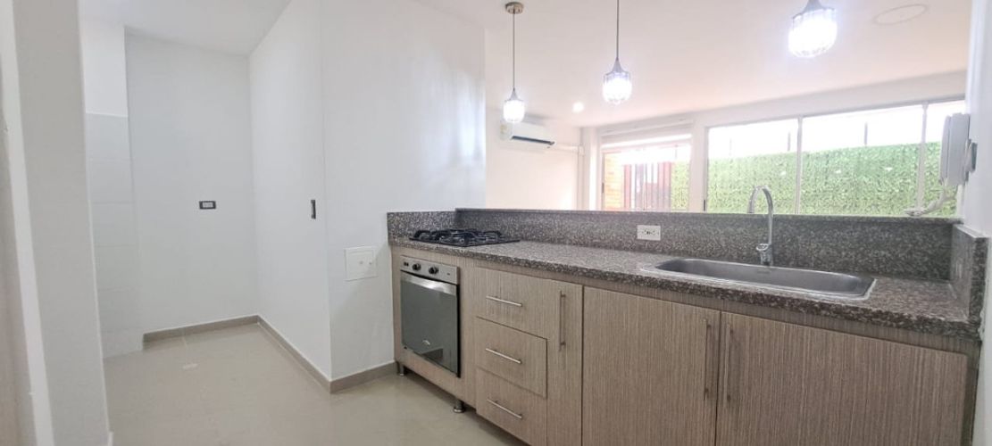 Apartamento de 3 alcobas en venta en Ciudad Jardin, Cali, 93 m² · foto 12 de 23