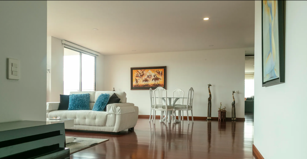 Apartamento en venta en Gratamira, Bogotá · foto 3 de 12