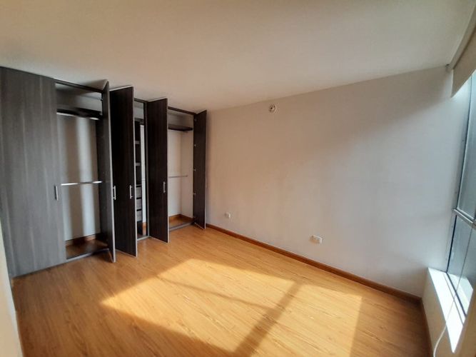 Apartamento en venta en Primavera Occidental - Puente Aranda, Bogotá · foto 5 de 8
